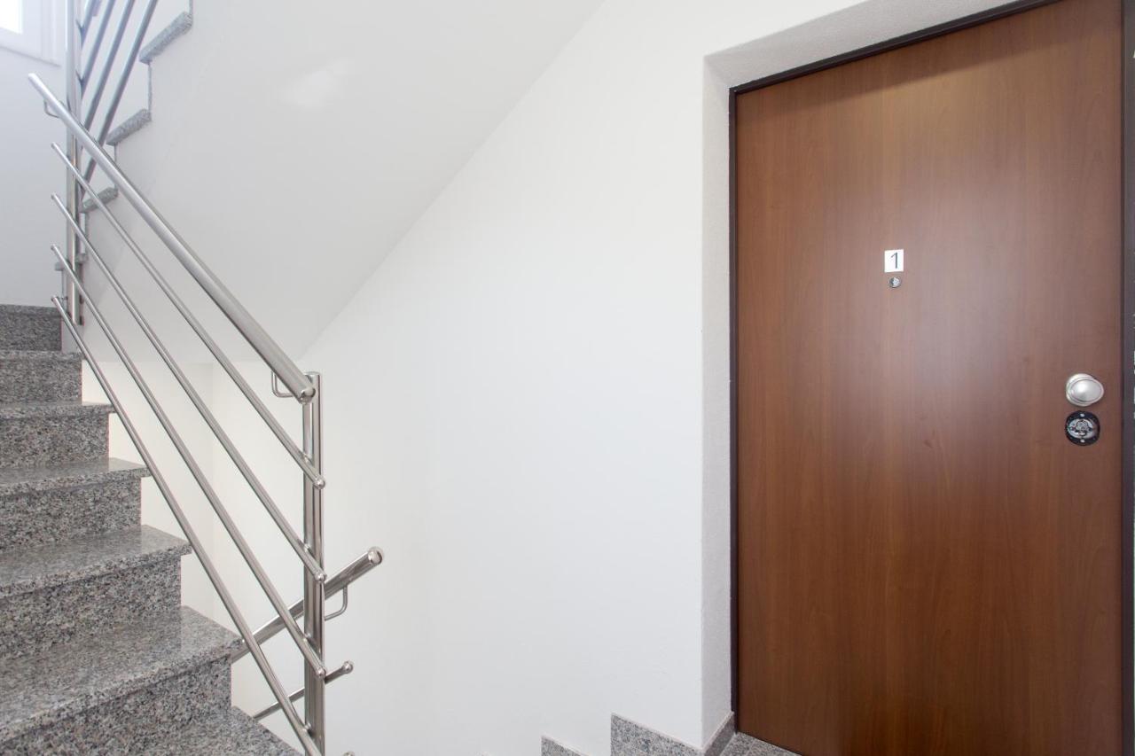 Apartamento Delminium Kaštela Exterior foto