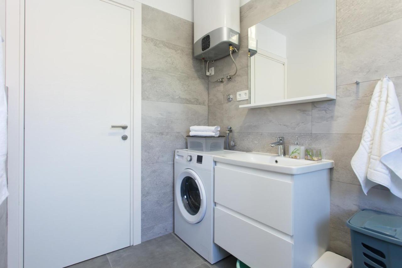 Apartamento Delminium Kaštela Exterior foto